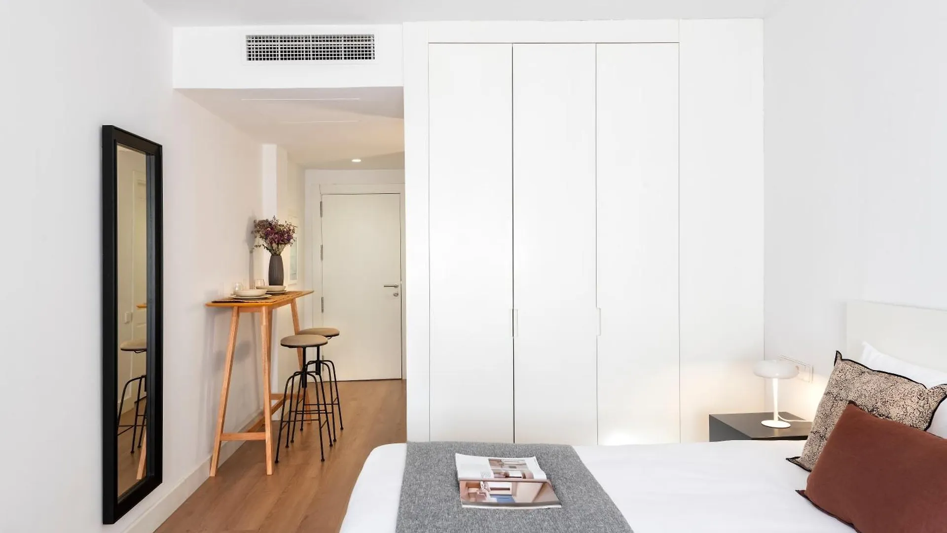 Salado Suites Apartments Seville