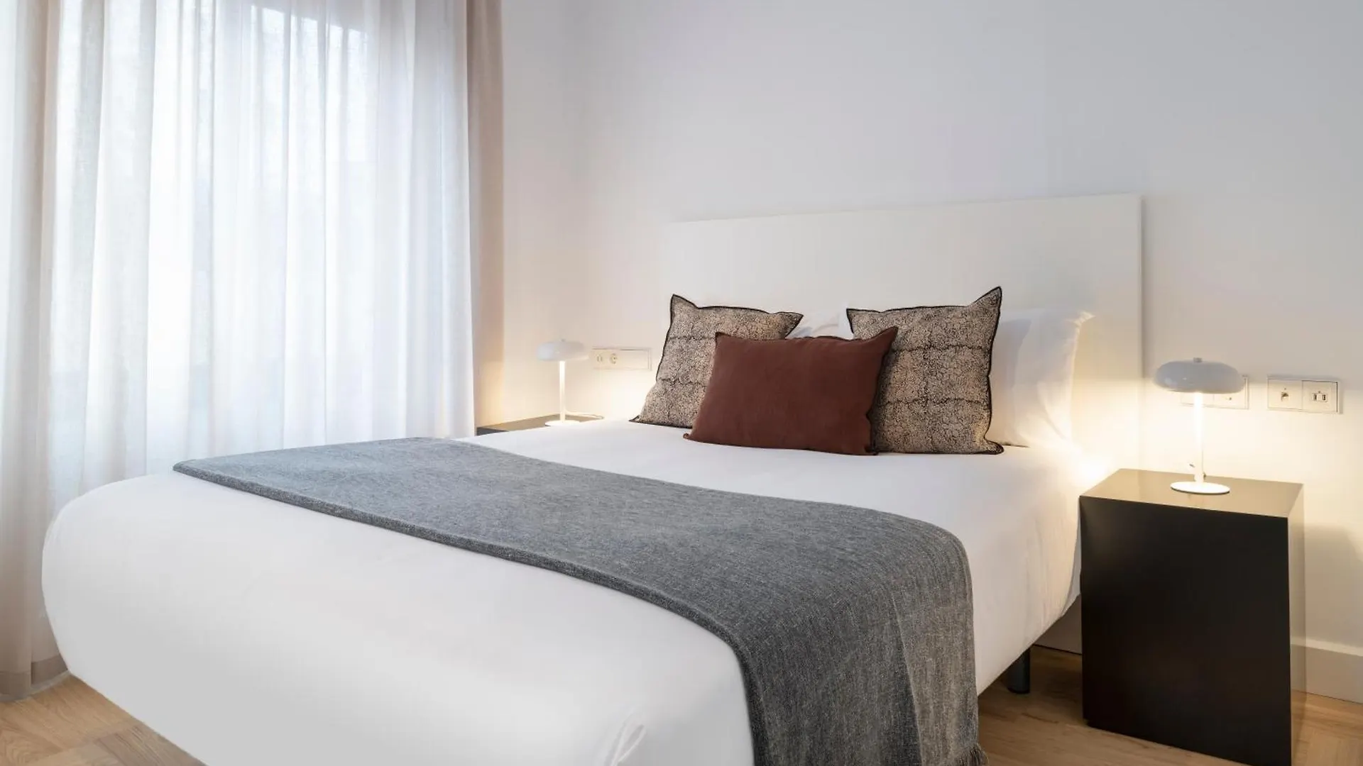 Salado Suites Apartments Seville Spain